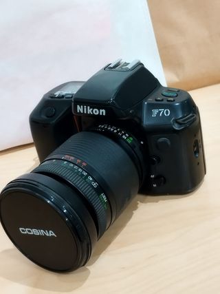 Nikon F70 + Cosina 28-105mm f2.8 Manual