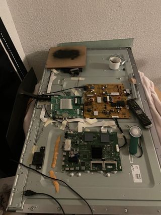 TV Philips 55’ Dañada