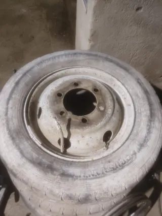 4 Llantas Camión Iveco daily