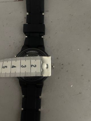 Reloj Peugeot Negro