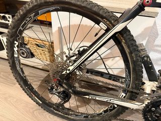 Bicicleta de Montaña CUBE AMS 110 pro series