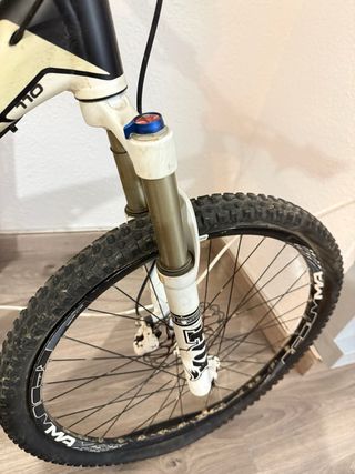 Bicicleta de Montaña CUBE AMS 110 pro series