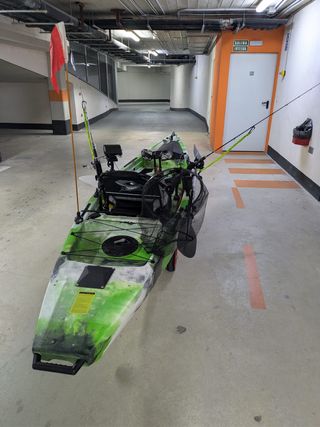 Kayak Nootka pedales Lowrance/ICOM