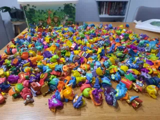 Lote de figuras y vehículos Superzings