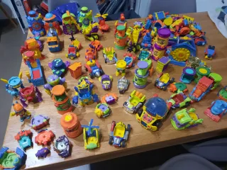 Lote de figuras y vehículos Superzings