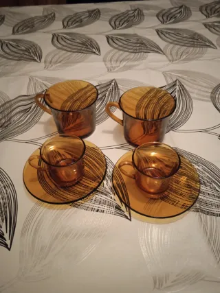 Tazas de desayuno y café, diferentes tamaños