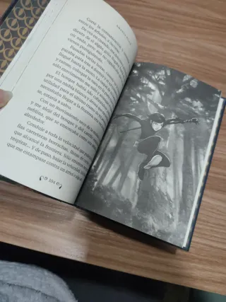 Amanda Black 7 - El bastón del cuervo