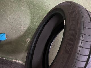 235/45/18 Michelin e-primacy M3 higland