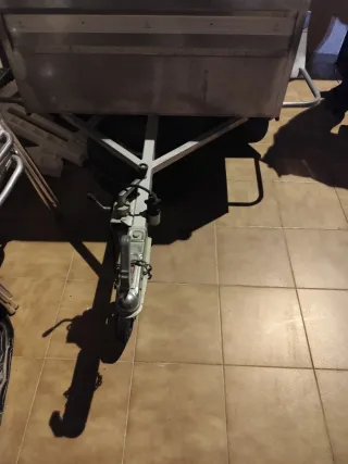 Remolque ligero metálico