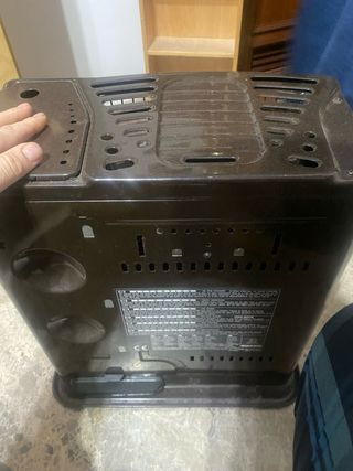 Estufa de parafina negra