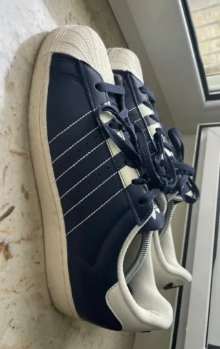 Adidas Superstar Azul y Blanco