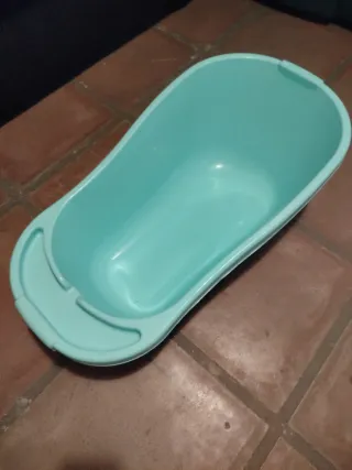 Bañera bebé azul con reductor para recién nacido