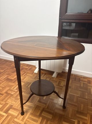 Mesa auxiliar de madera plegable