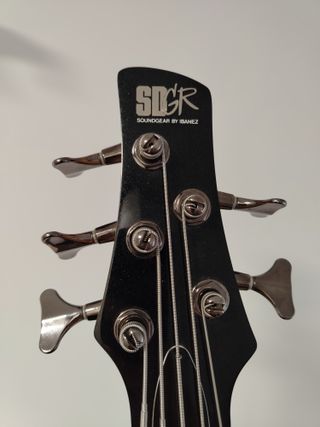 Ibanez Soundgear SR305 - 5 Cuerdas - Activo