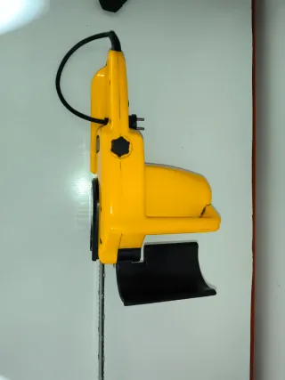 Motosierra Eléctrica Amarilla