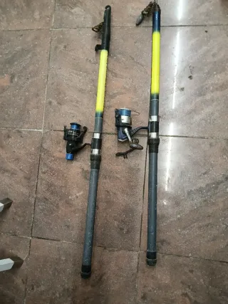 2 Cañas de Pesca con Carretes