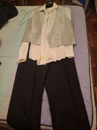 Traje de boda negro y gris
