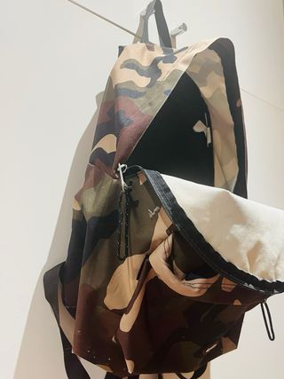 Mochila Eastpak Camuflaje