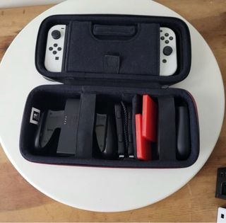 Nintendo Switch OLED + Accesorios y Juegos