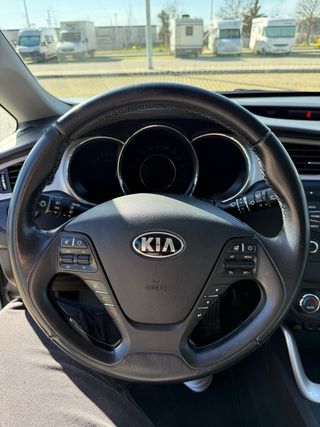 KIA Ceed 2014 IMPECABLE