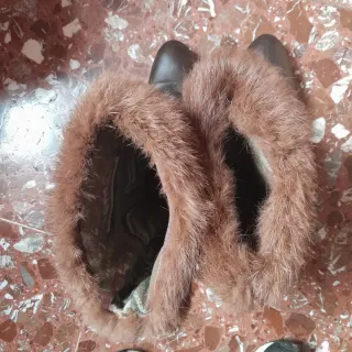 Stivaletti pelle marrone con pelliccia n.40