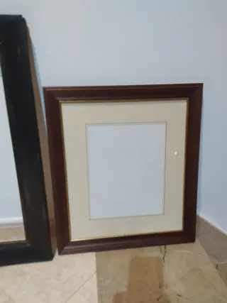 Pareja de Marcos Decorativos Madera y Cristal