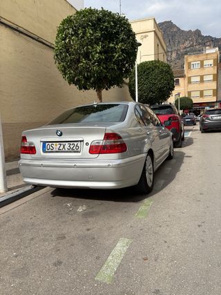BMW 320 2004
