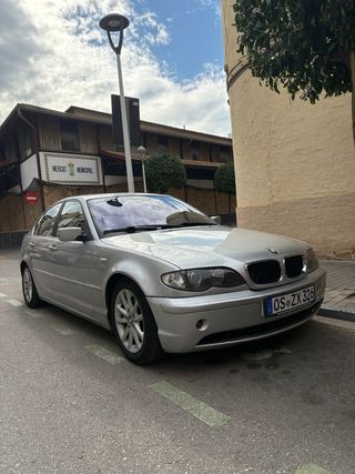 BMW 320 2004