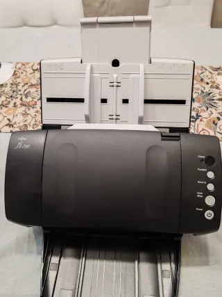 Scanner Fujitsu fi-7140 professionale