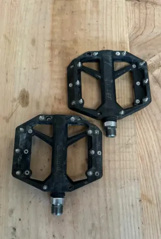 Pedales Shimano GR400