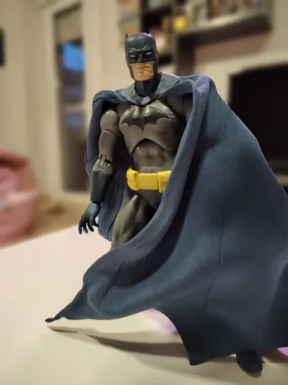 Mafex Batman Hush Figura de Acción original