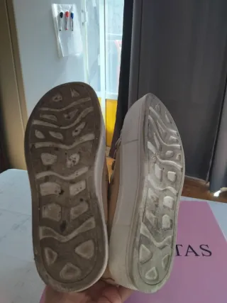 Botines beige con cordones