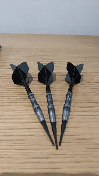 Dardos Target Black Marque Heracles