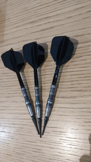 Dardos Target Black Marque Heracles