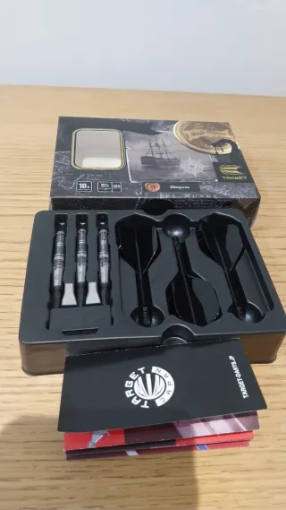 Dardos Target Black Marque Heracles