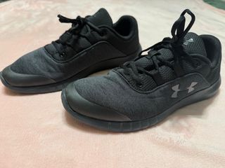 Zapatillas Under Armour Negras