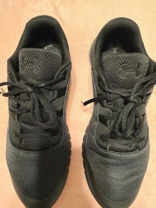 Zapatillas Under Armour Negras
