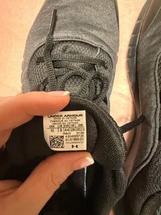 Zapatillas Under Armour Negras