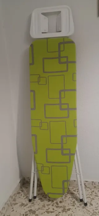 Tabla de planchar verde