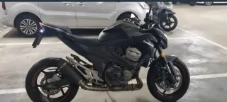 Kawasaki Z800E Negra