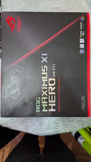 Asus ROG Maximus XI + intel i5 9600KF