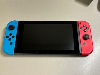 Nintendo Switch (2018)