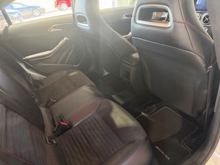 Mercedes-Benz Clase CLA 2016