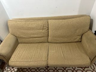 Sofá 2 plazas beige