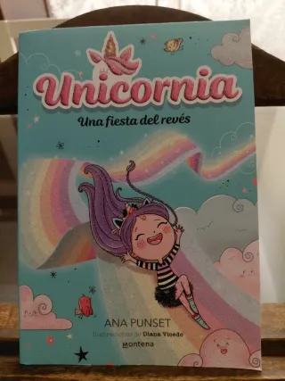 Lote de libros Unicornia