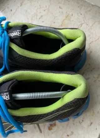 Zapatilla Deportiva Reebok Negra y Azul