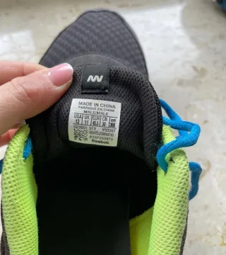 Zapatilla Deportiva Reebok Negra y Azul