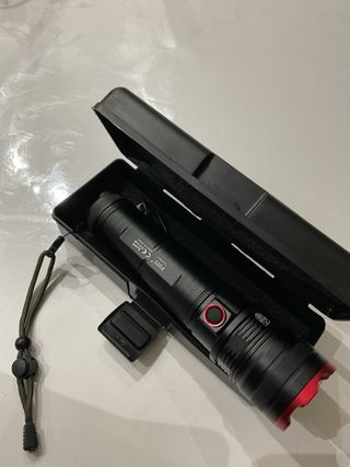 Torcia LED potente 80000W con custodia