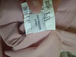 Maglia rosa con stampa