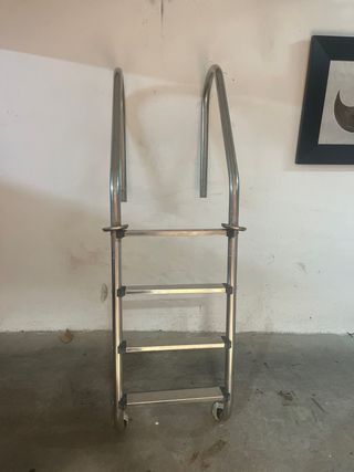 Escalera Piscina Inox 4 Peldaños